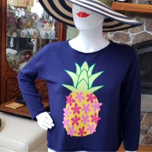 Tori Richard ⭐️NWT⭐️navy and pineapple sweater - Picture 1 of 9